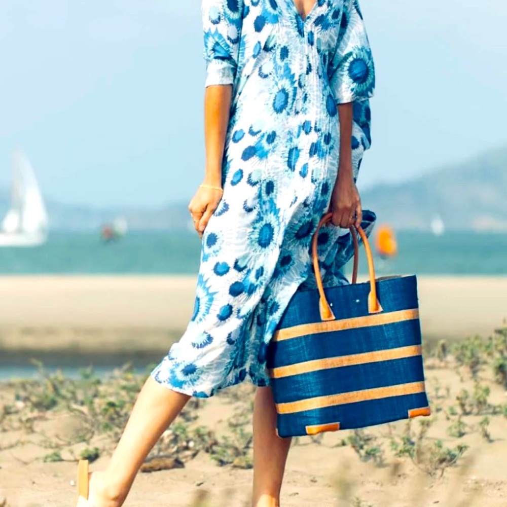 ROCKFLOWERPAPER JAZLYN BLUE FLOWERS LONG KAFTAN- O/S •NEW WITH TAG•